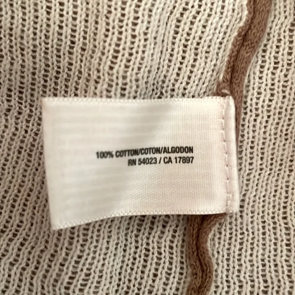 Women’s Polka Dot Sweater - Picture 4 of 5